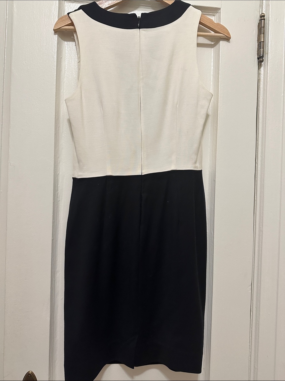 Banana Republic Black and White Mini Dress - Picture 2 of 11